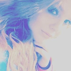 Meet your Posher, Ellie